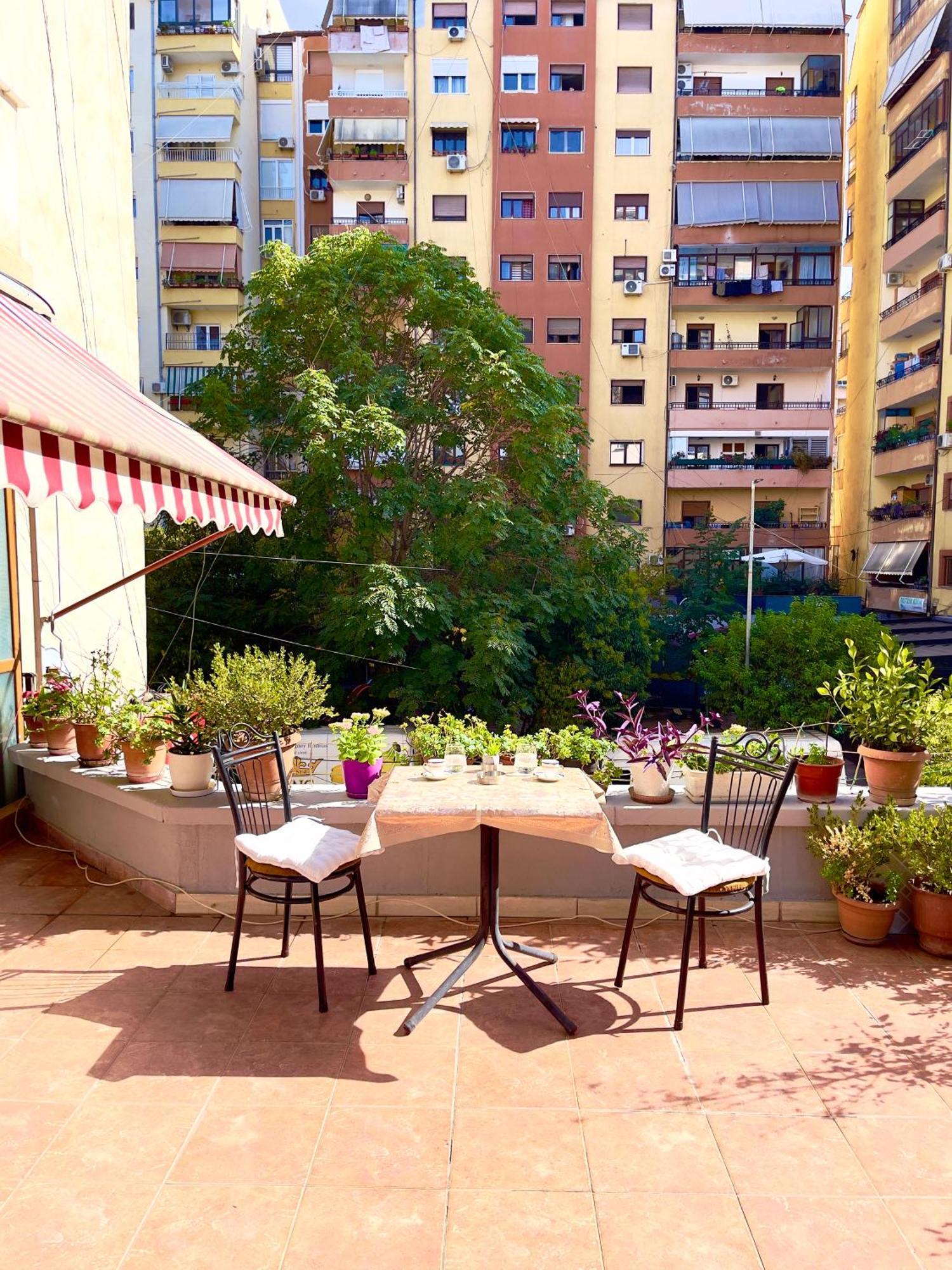 Maris Apartment Tirana Exterior foto